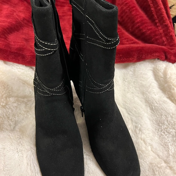 Ladies Bisou Bisou Boots - Picture 6 of 7